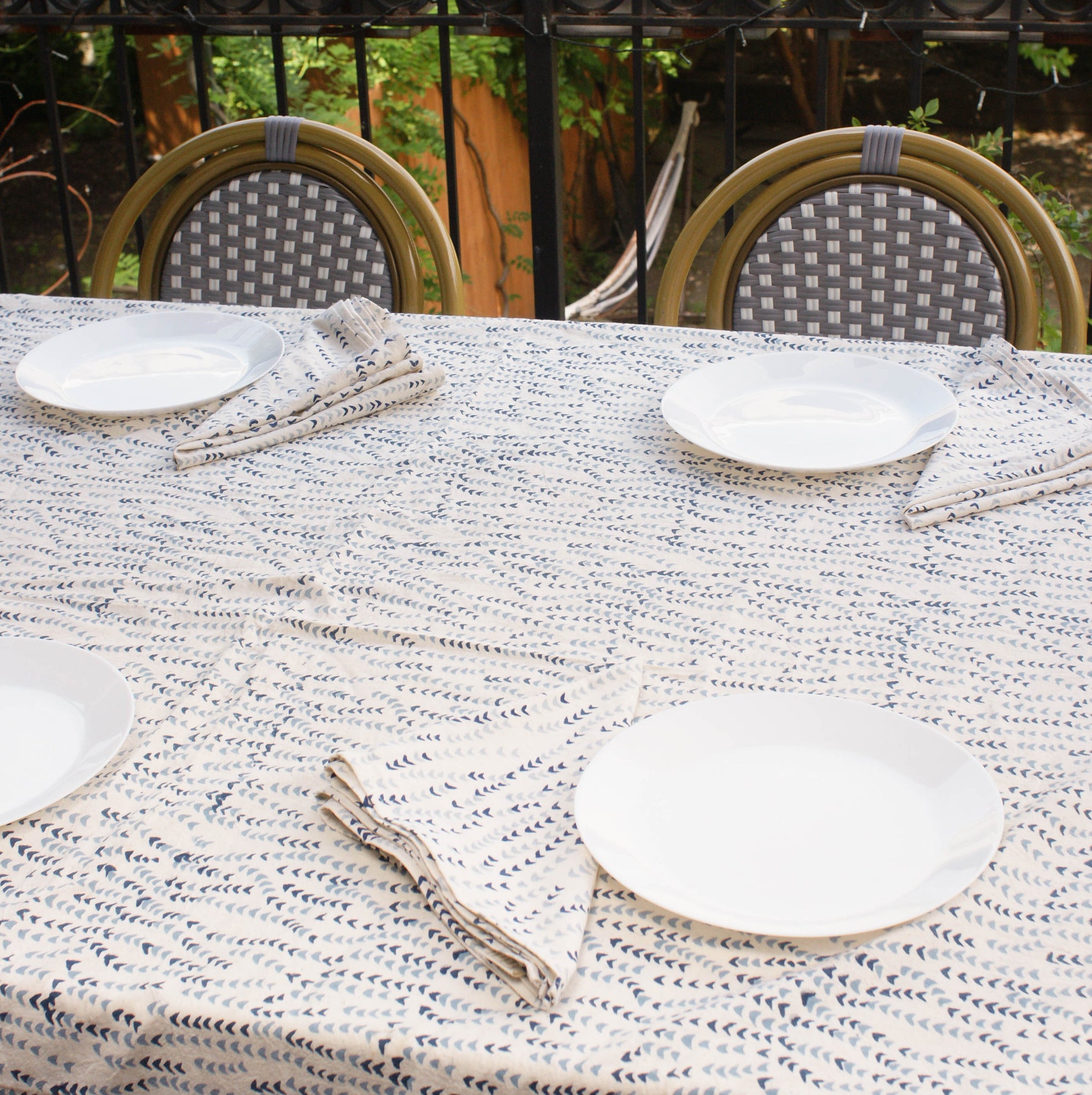 Blue, White Leaf Vine Cotton Blockprinted Tablecloth